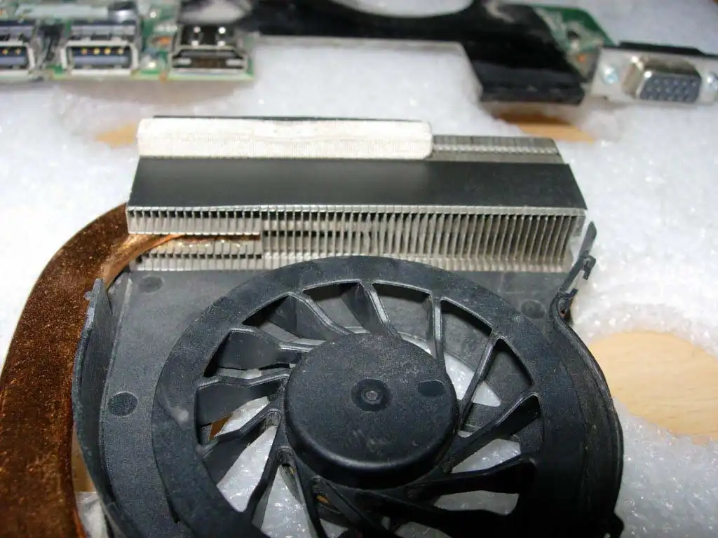 чистка ноутбука Toshiba в Чехове