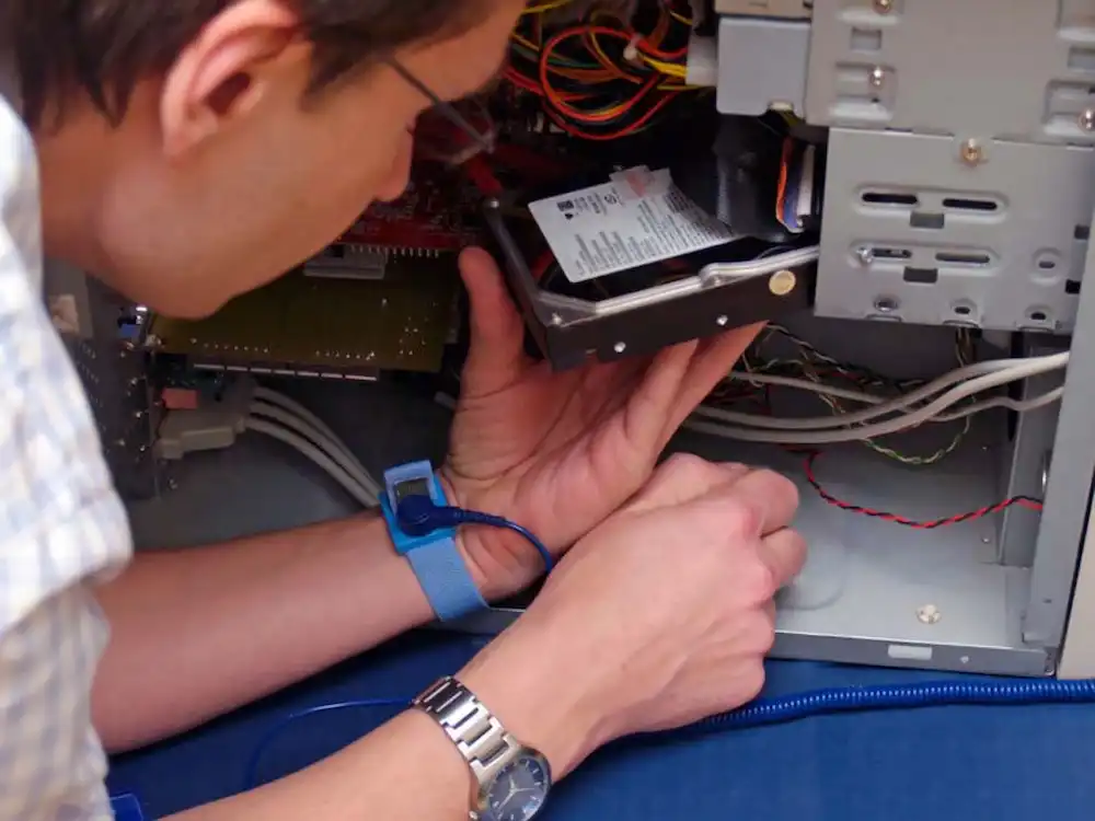 Замена и установка HDD в Чехове